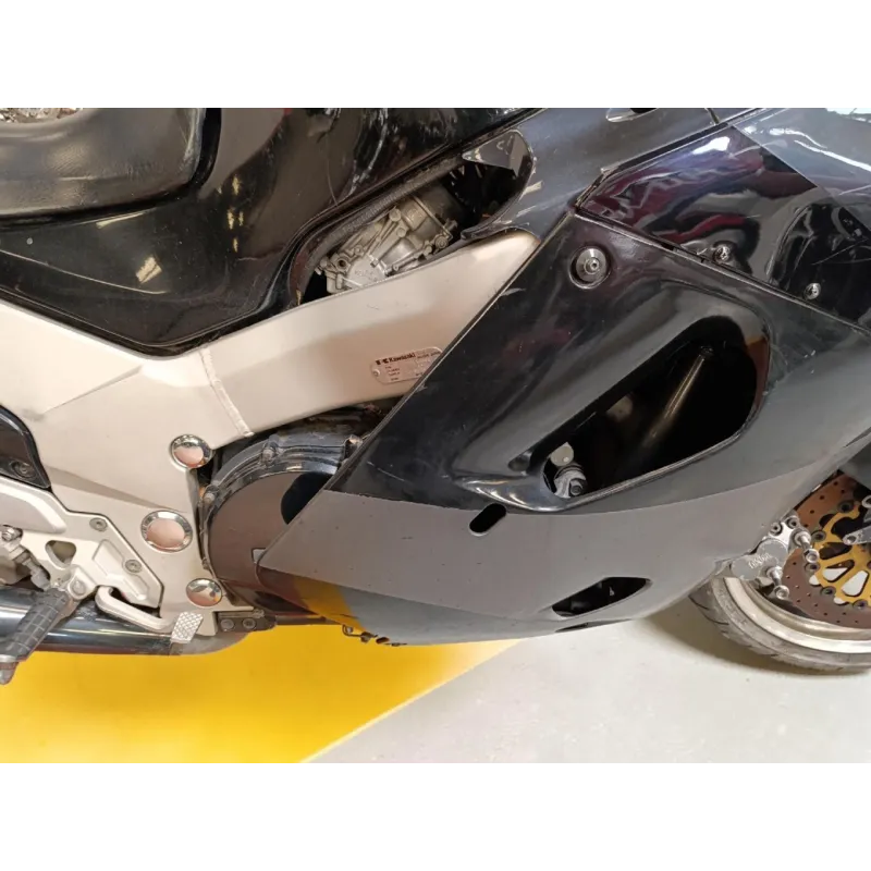 KAWASAKI ZZR 1100