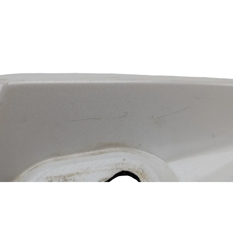 Ecope radiateur droit TRIUMPH STREET TRIPLE 675 R 2013 - 2016