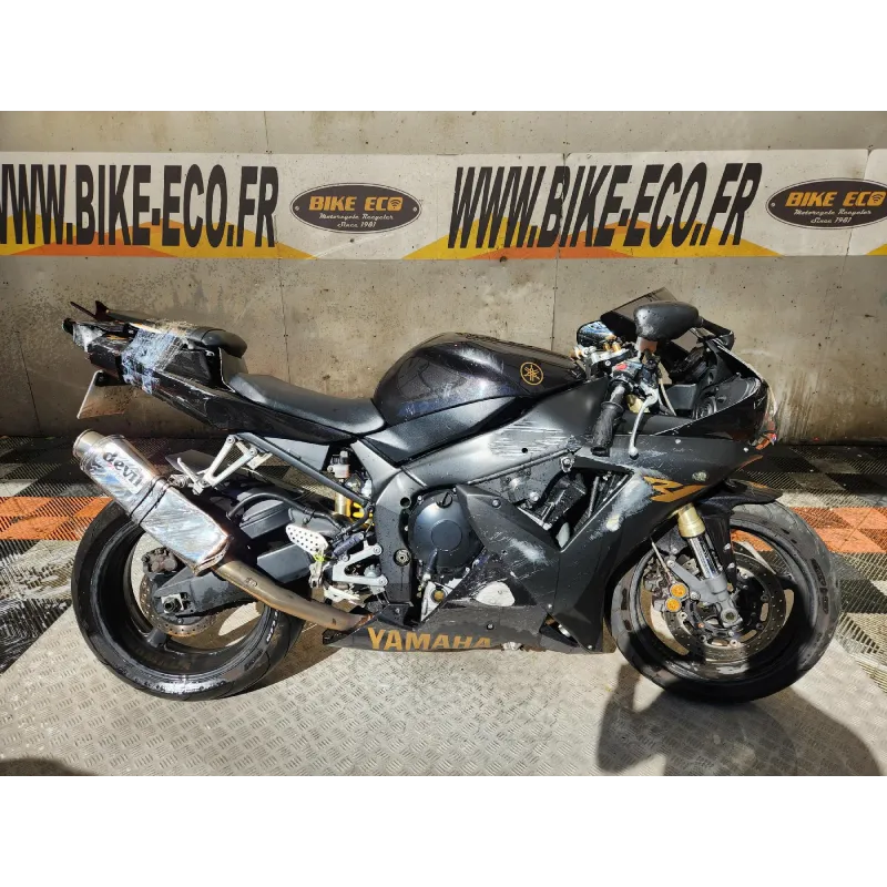 YAMAHA YZF R1 1000