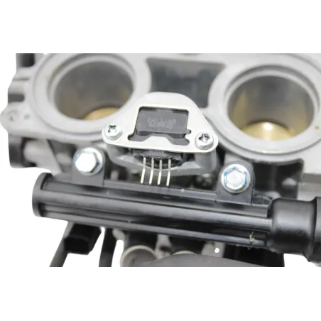 Rampe d'injection HONDA CBR 650 R ABS 2019 - 2023