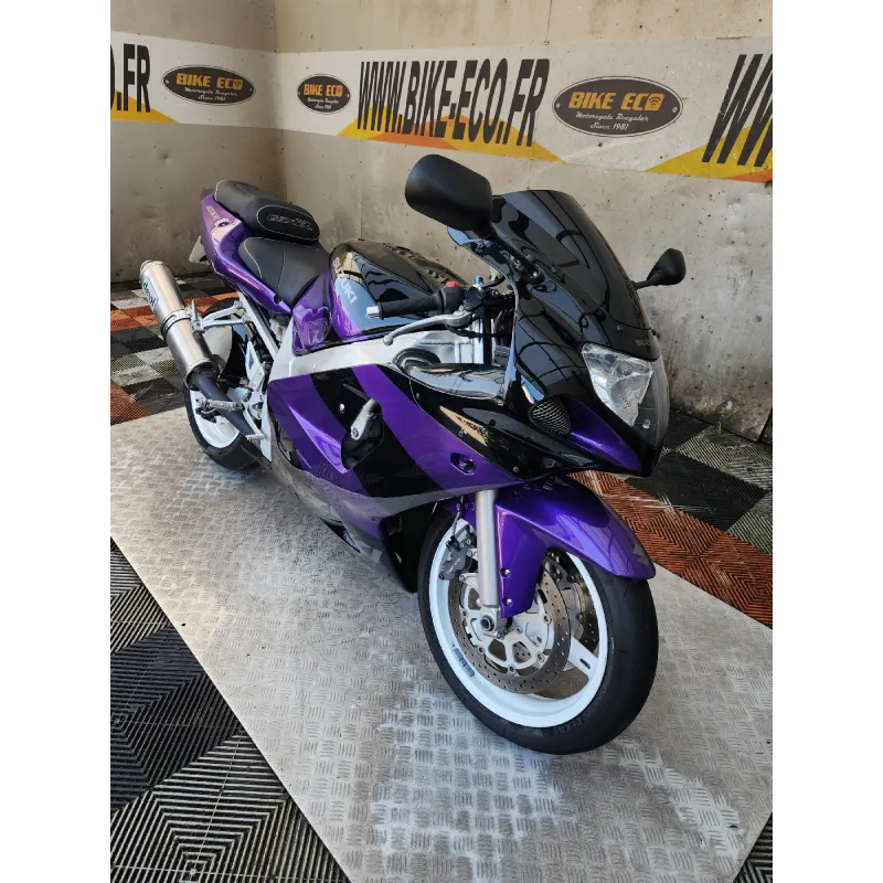 SUZUKI GSXR 600