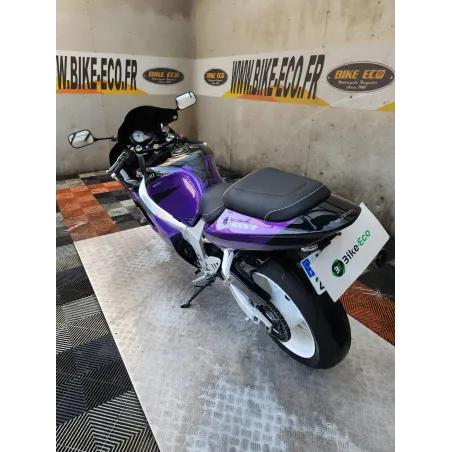 SUZUKI GSXR 600