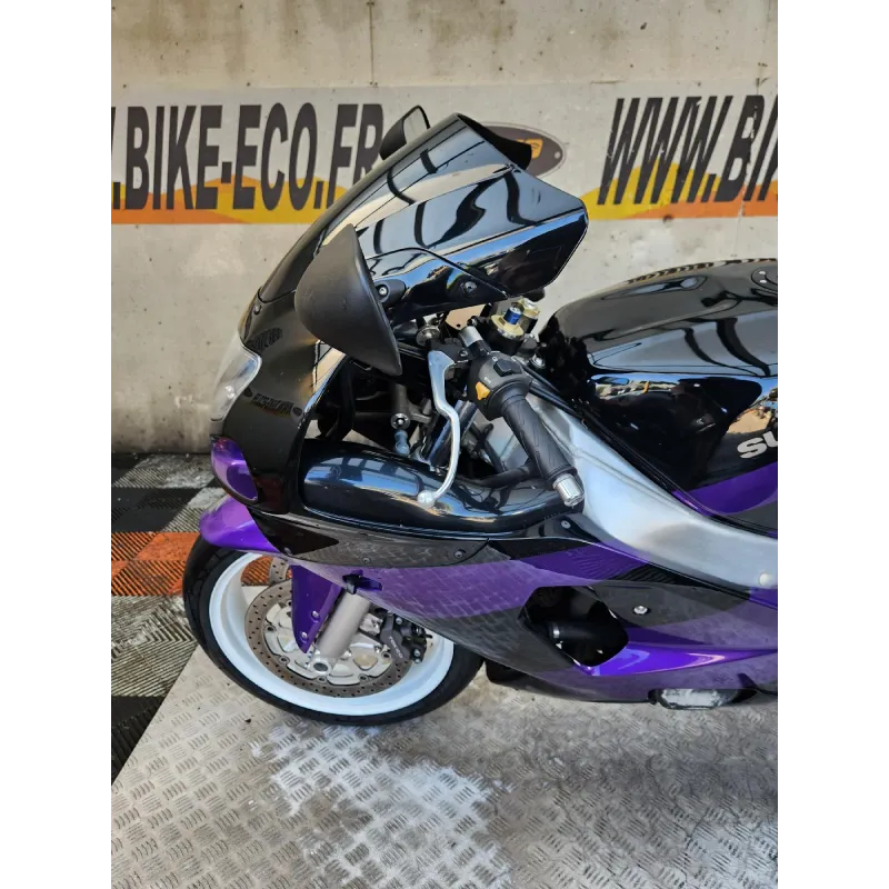 SUZUKI GSXR 600