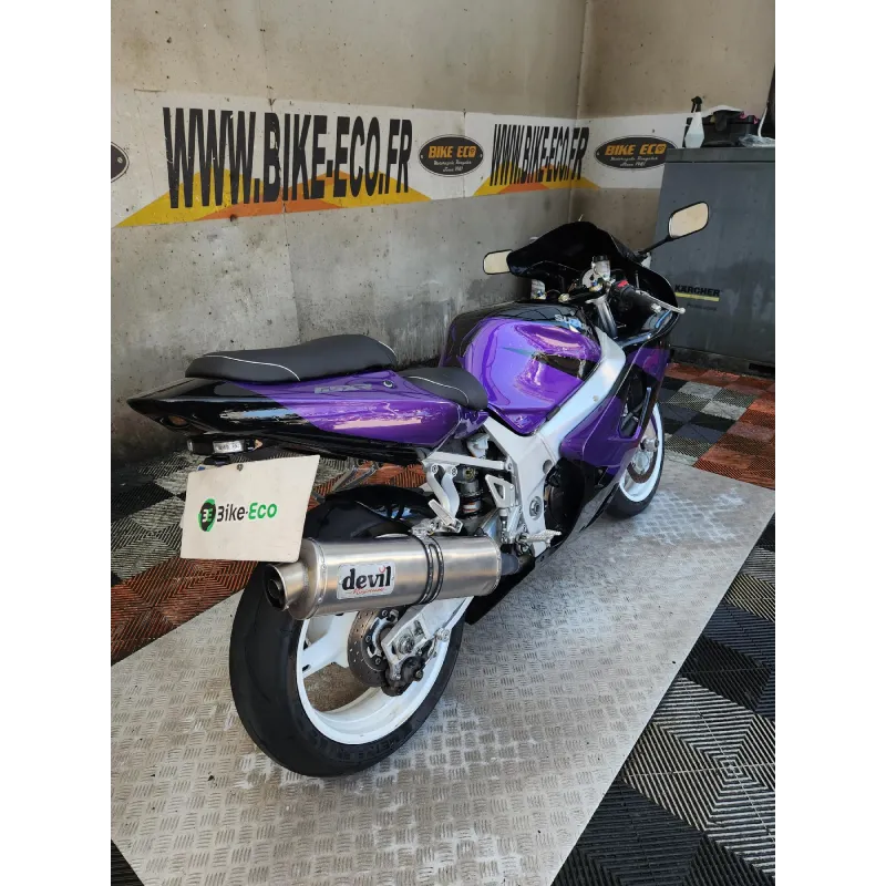 SUZUKI GSXR 600