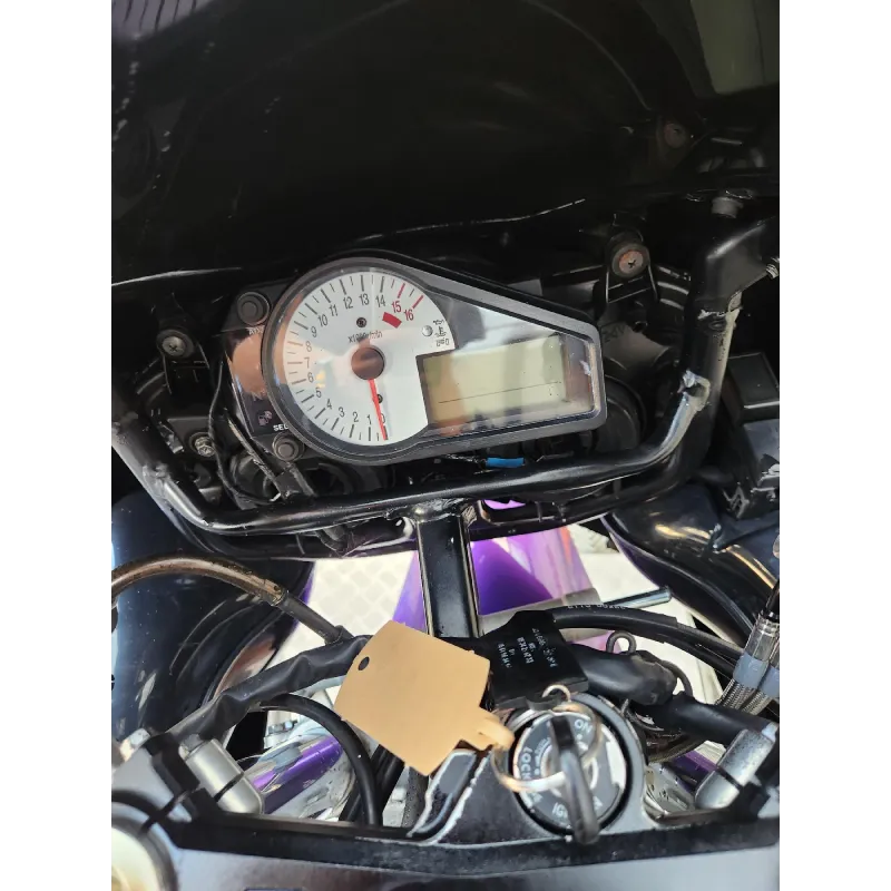 SUZUKI GSXR 600