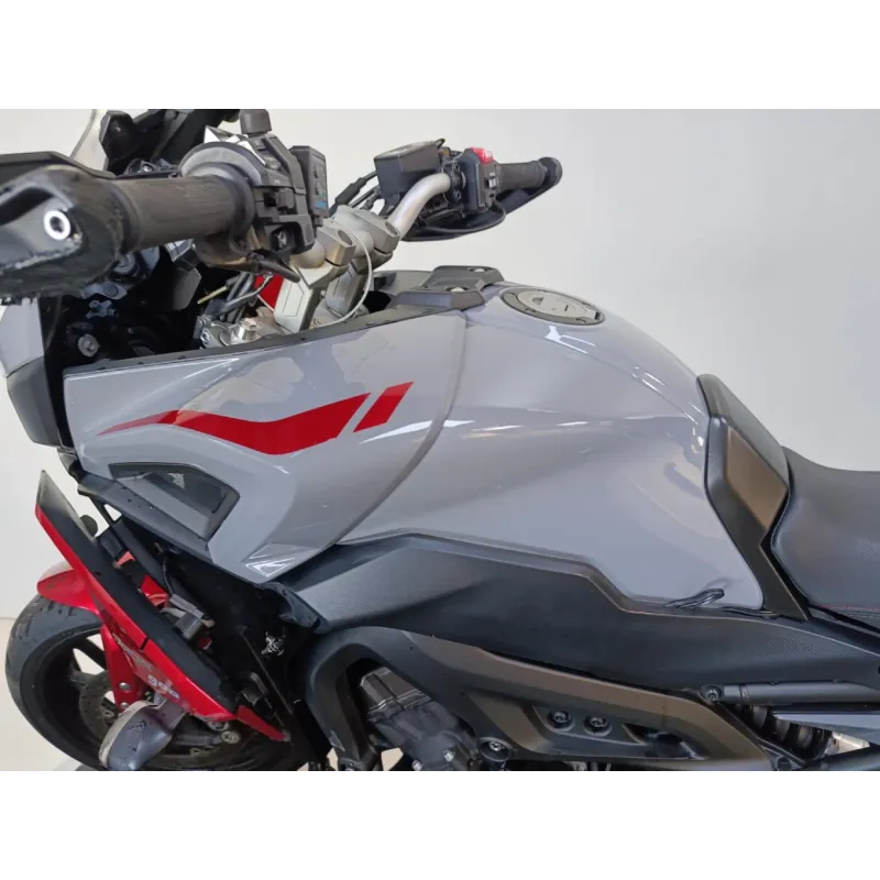 YAMAHA MT-09 TRACER