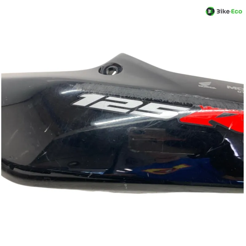 Cache carenage coque arriere HONDA CBR 125 R 2004-2006