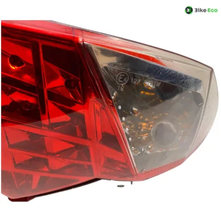 Feu arriere SYM GTS 125 2014-2016 EFI