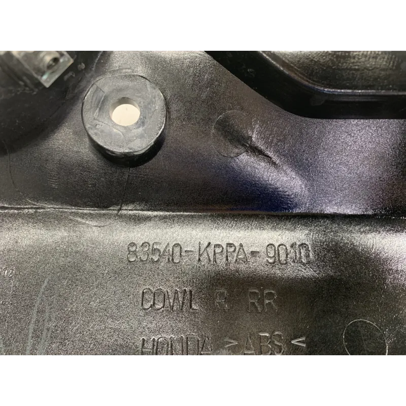 Cache carenage coque arriere HONDA CBR 125 R 2004-2006