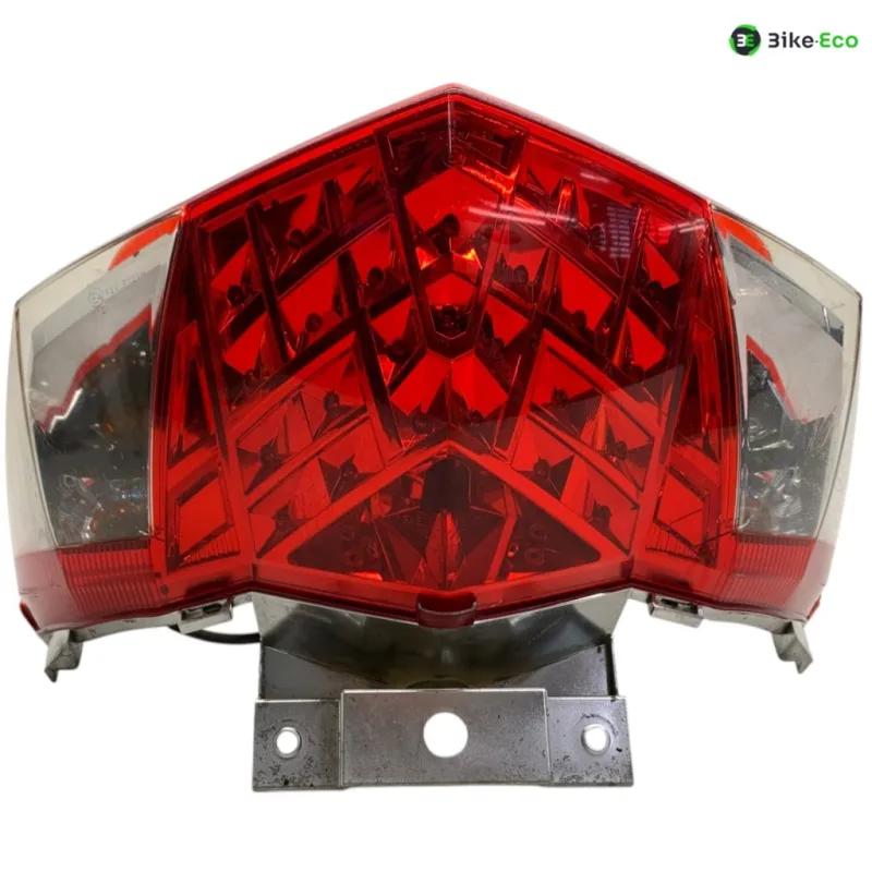 Feu arriere SYM GTS 125 2014-2016 EFI
