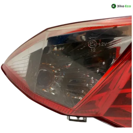 Feu arriere SYM GTS 125 2014-2016 EFI