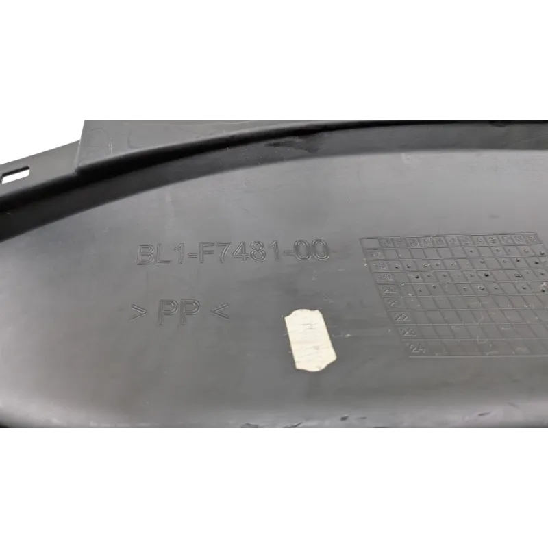 Plancher marche pied gauche YAMAHA YPR 125 XMAX ABS 2018 - 2020