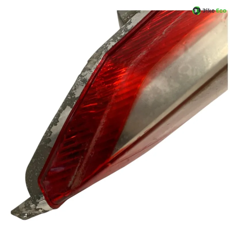 Feu arriere SYM GTS 125 2014-2016 EFI