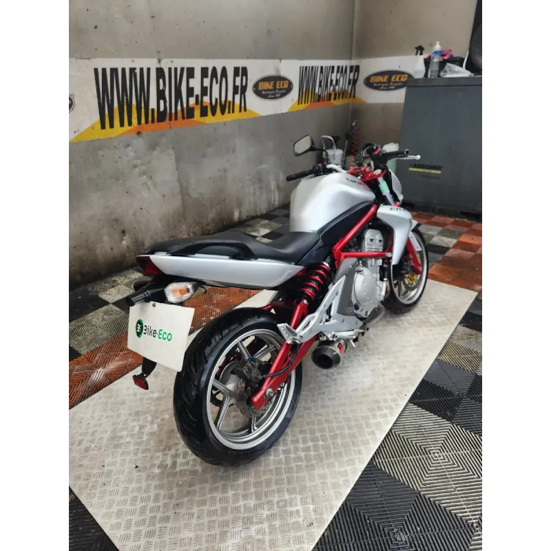 KAWASAKI ER6 N 650