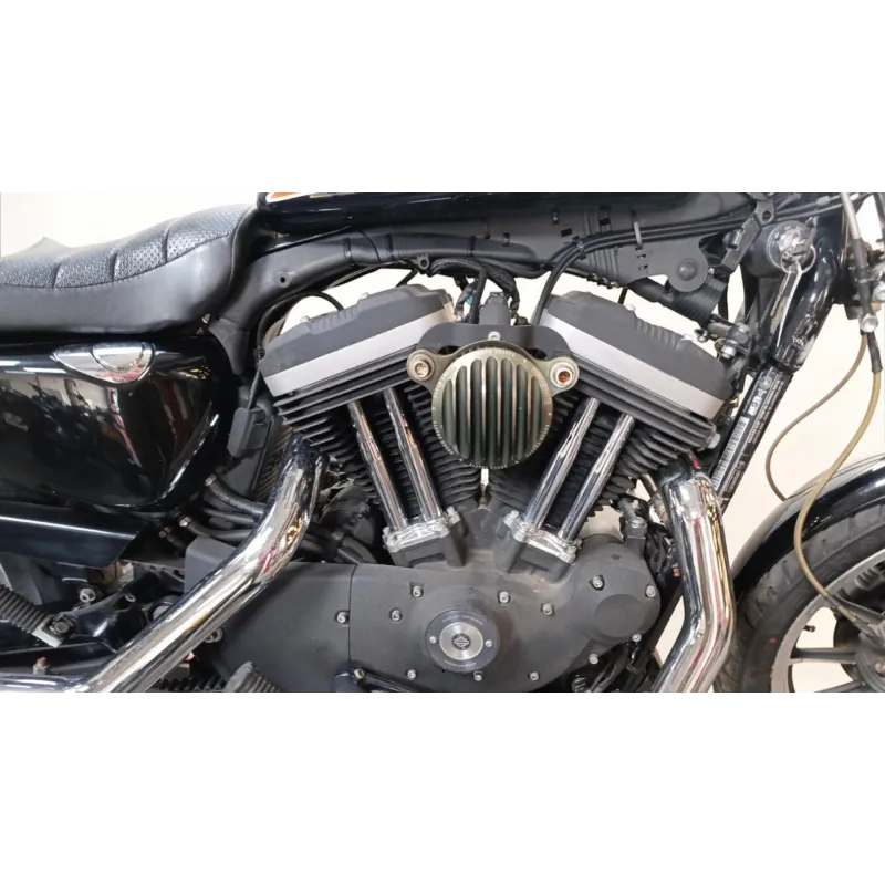 HARLEY DAVIDSON SPORTSTER 883