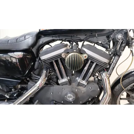 HARLEY DAVIDSON SPORTSTER 883
