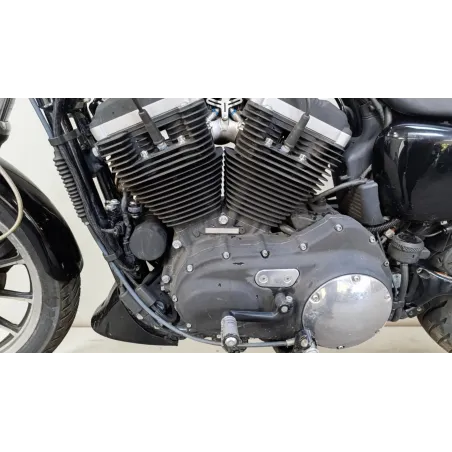 HARLEY DAVIDSON SPORTSTER 883