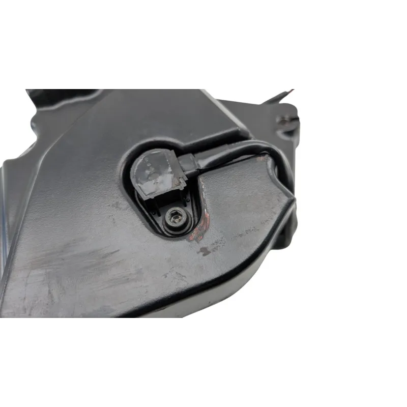 Carter pignon de sortie de boite SUZUKI GSR 600 2006 - 2011
