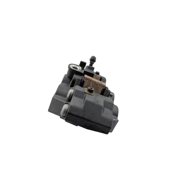 Etrier de frein avant gauche SUZUKI GSR 600 2006 - 2011
