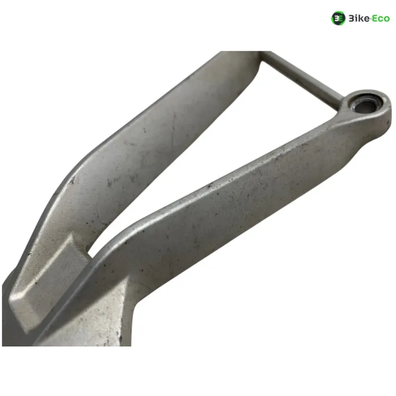 Platine et repose pieds arriere gauche MV AGUSTA BRUTALE 990 R 2010-2011