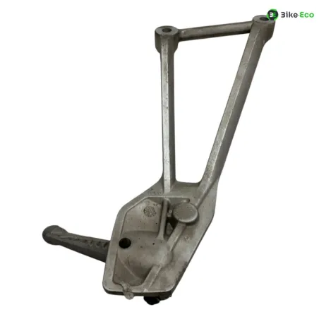 Platine et repose pieds arriere gauche MV AGUSTA BRUTALE 990 R 2010-2011