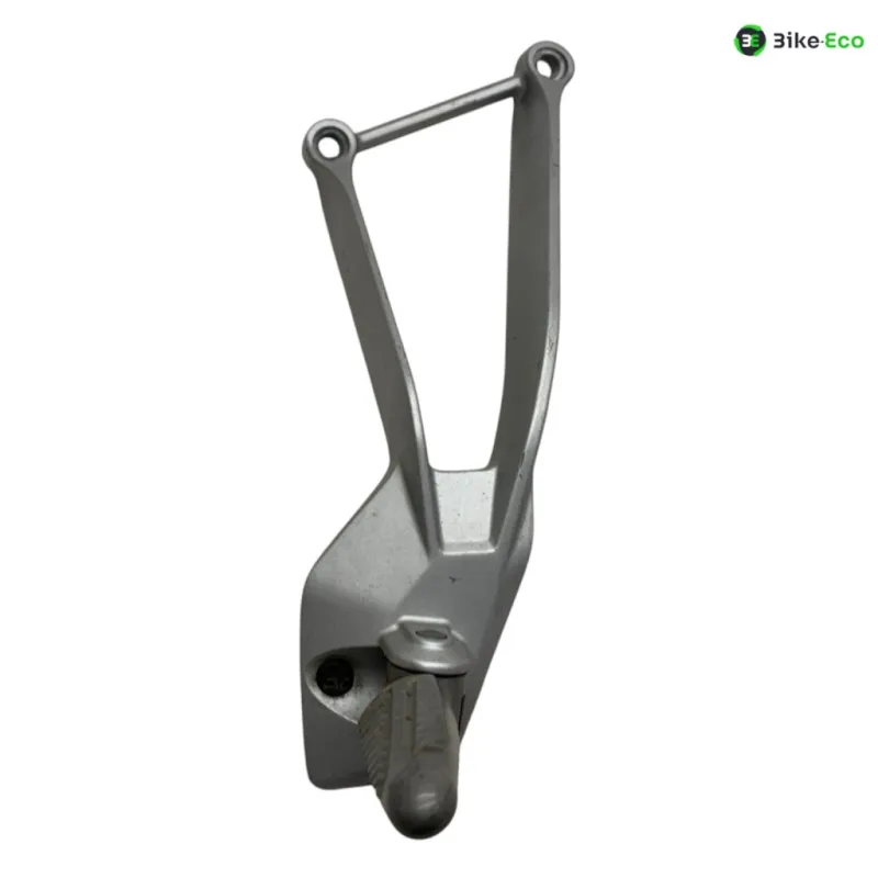 Platine et repose pieds arriere droit MV AGUSTA BRUTALE 990 R 2010-2011