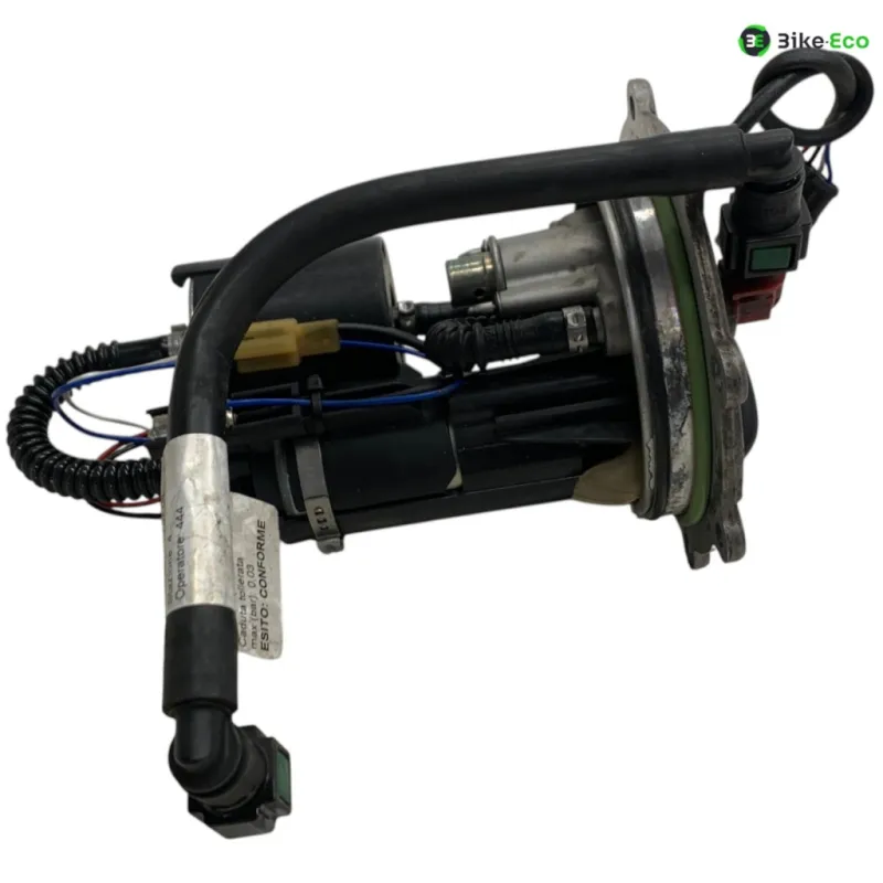 Pompe a essence MV AGUSTA BRUTALE 990 R 2010-2011