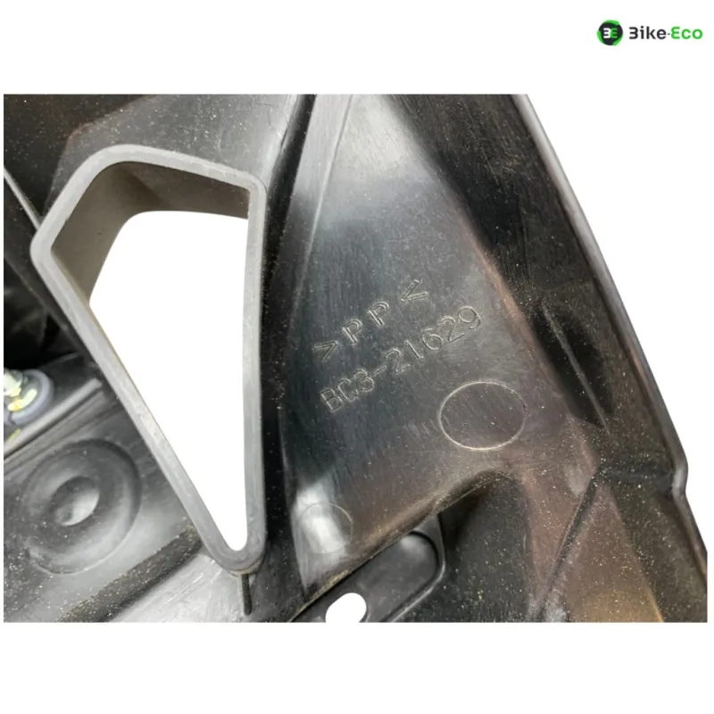 Support de plaque et eclairage YAMAHA XP 530 2017-2019 TMAX