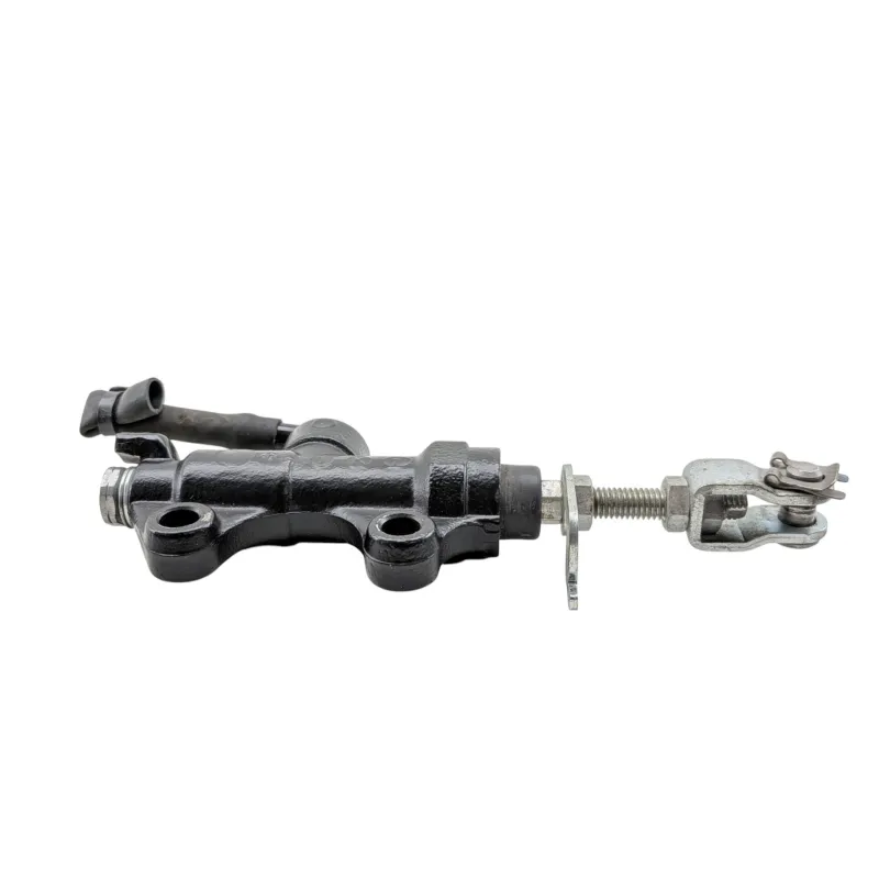 Maitre cylindre frein arriere TRIUMPH TRIDENT 660 2021 - 2025