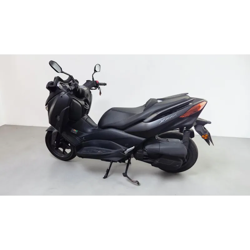 YAMAHA X MAX 125