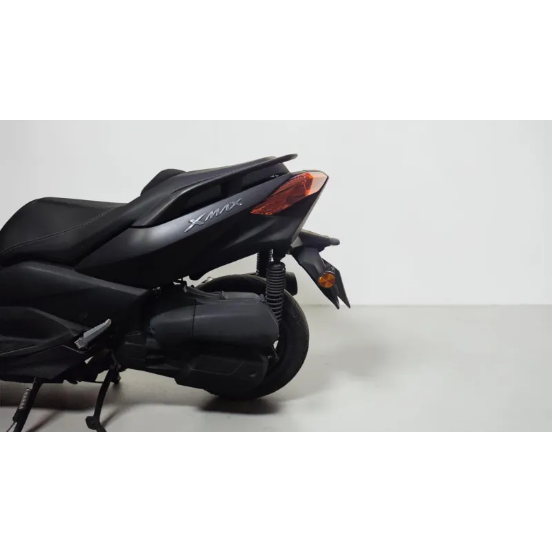 YAMAHA X MAX 125