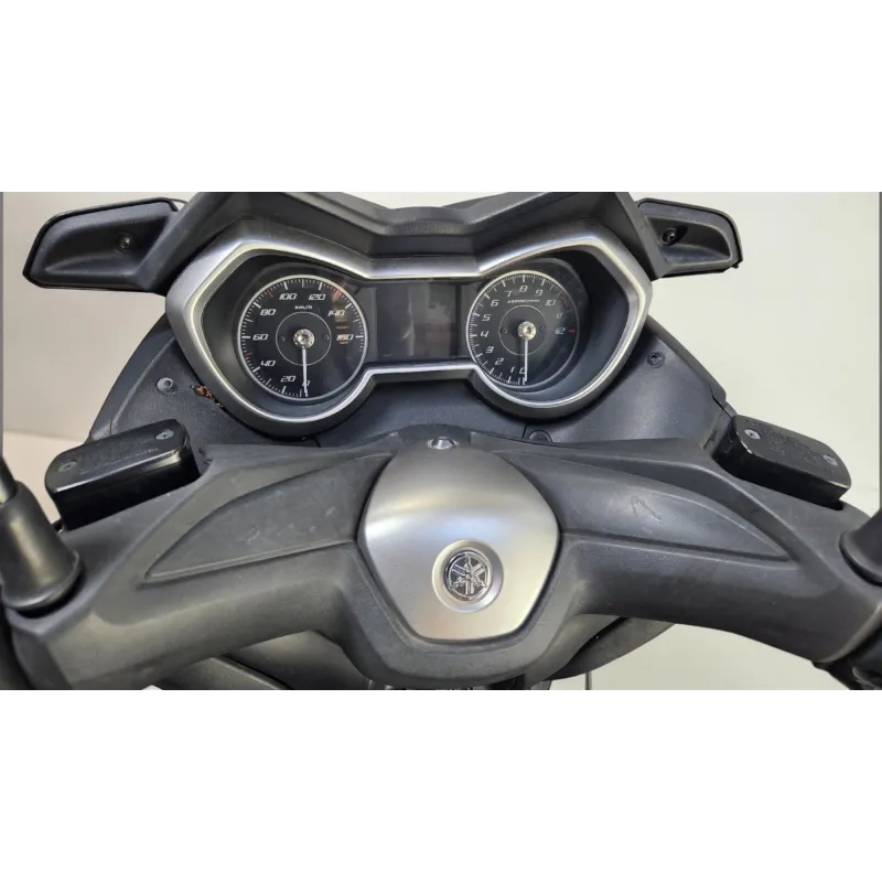 YAMAHA X MAX 125