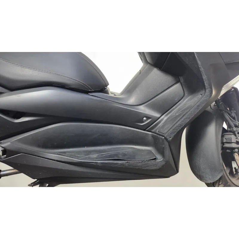 YAMAHA X MAX 125