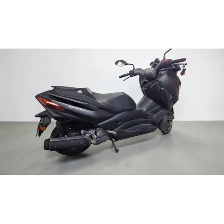 YAMAHA X MAX 125