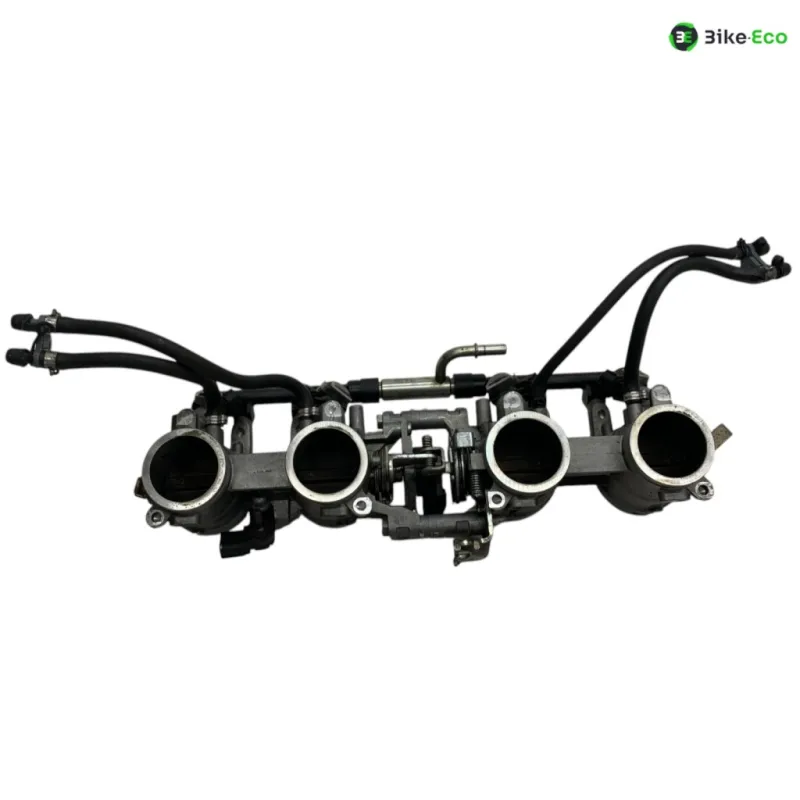 Rampe d'injection MV AGUSTA BRUTALE 990 R 2010-2011