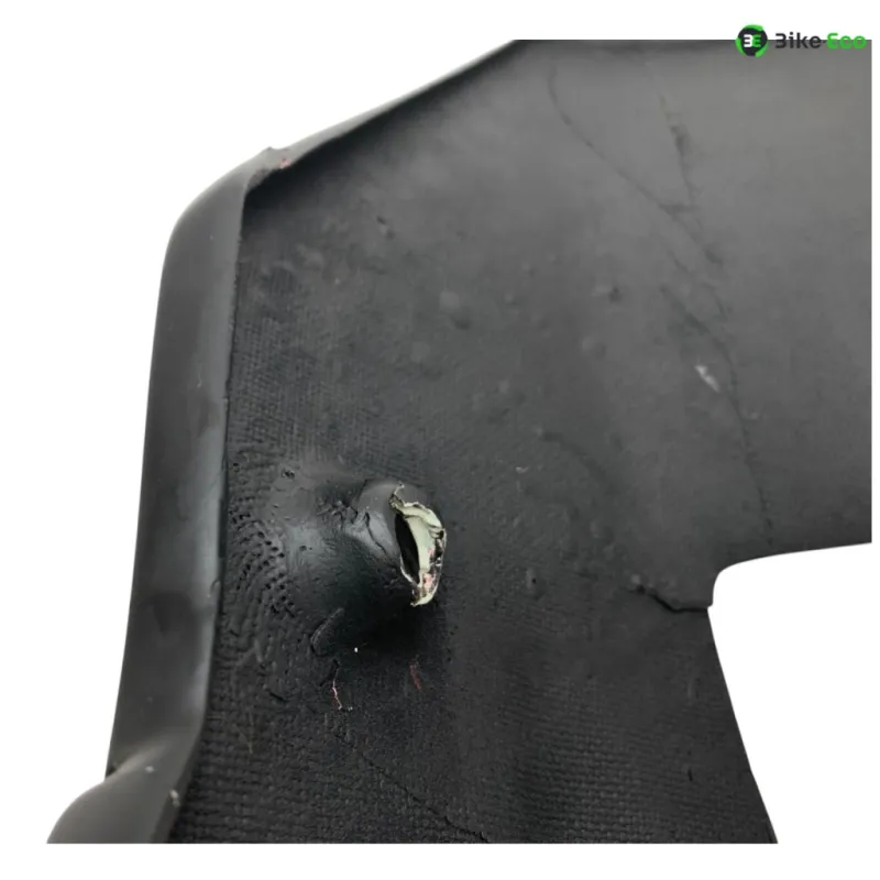 Cache carenage centrale sabot MV AGUSTA BRUTALE 990 R 2010-2011
