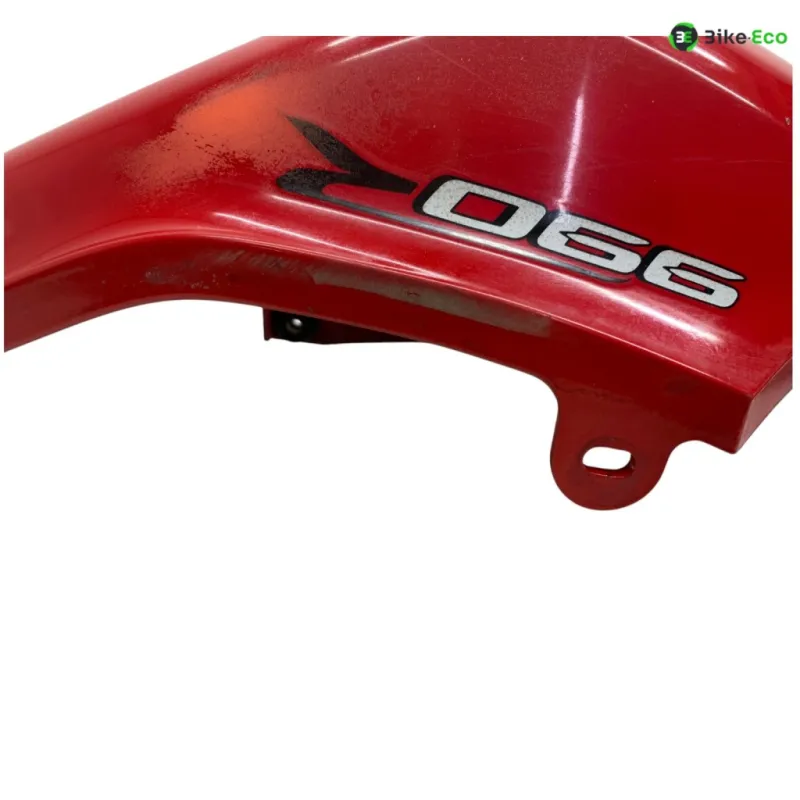 Cache carenage coque arriere gauche MV AGUSTA BRUTALE 990 R 2010-2011