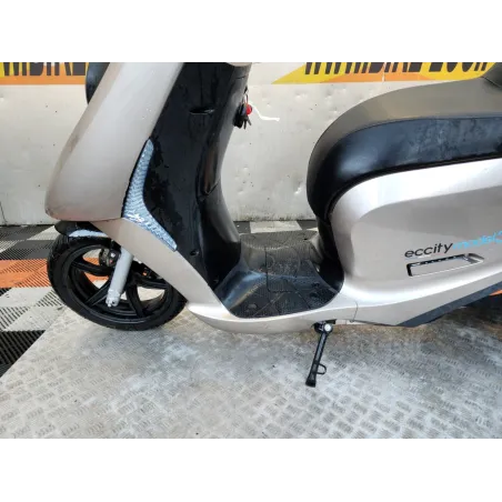 ECCITY MOTOCYCLES ECTY MODEL 3