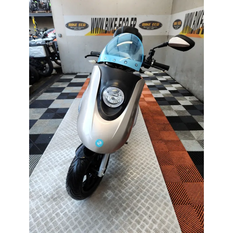 ECCITY MOTOCYCLES ECTY MODEL 3