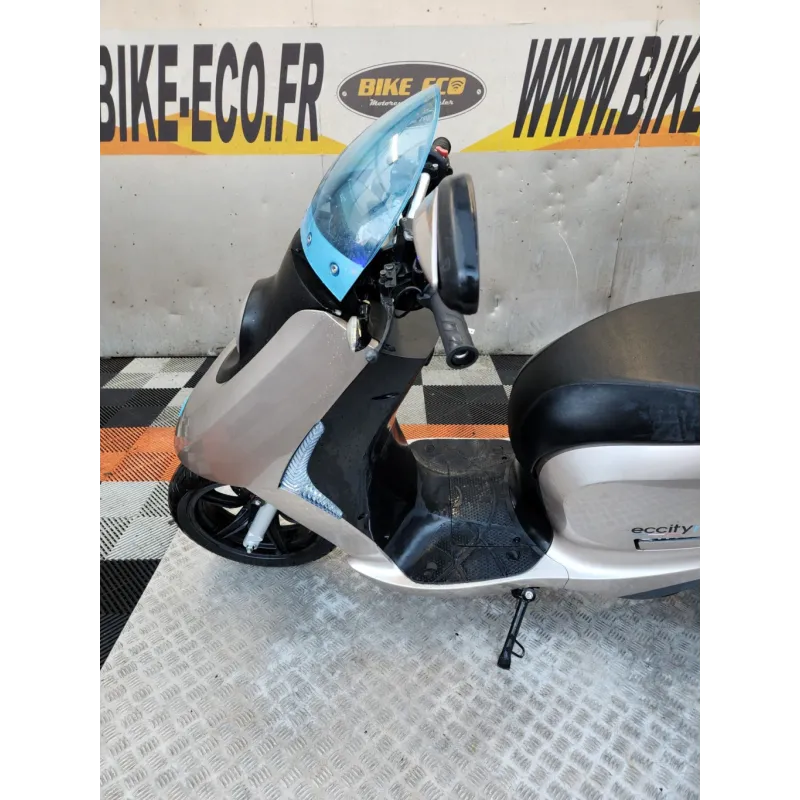 ECCITY MOTOCYCLES ECTY MODEL 3