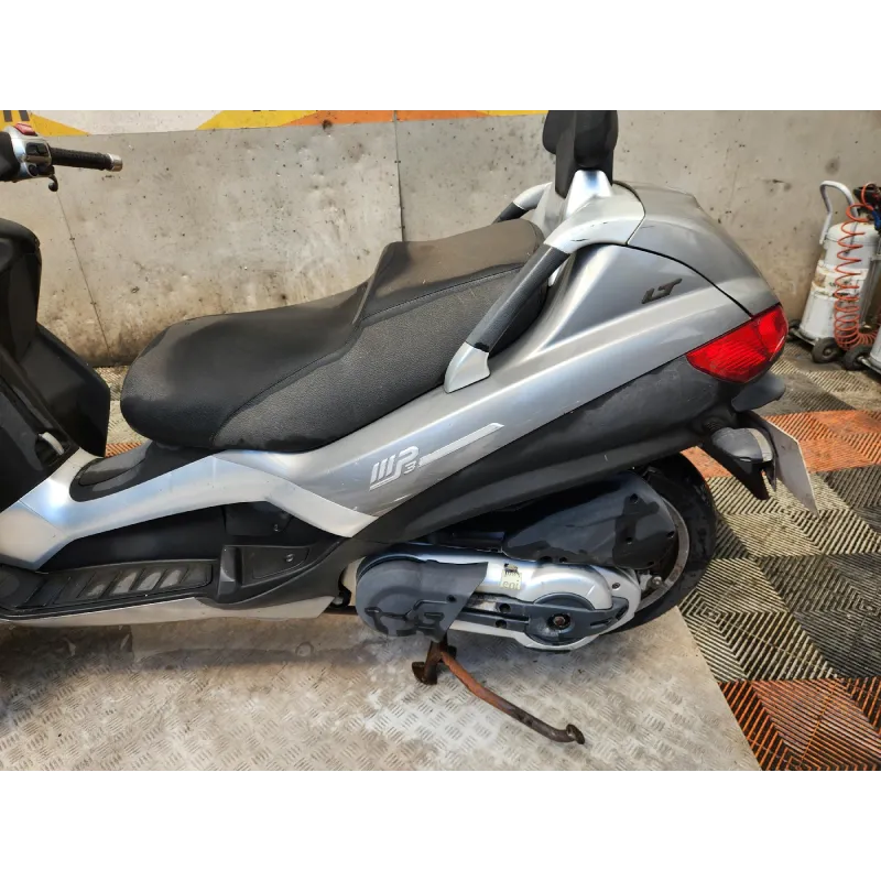 PIAGGIO MP 400 LT