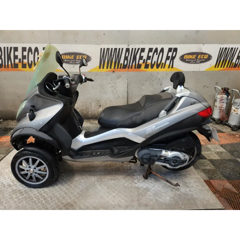 PIAGGIO MP 400 LT