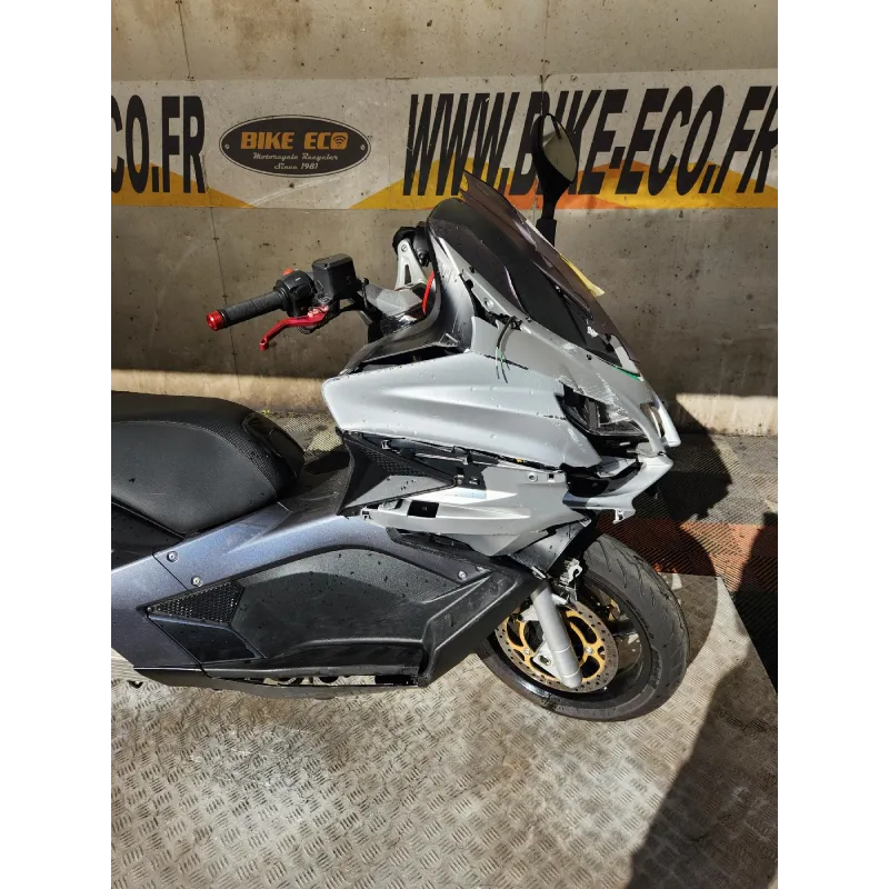 APRILIA SRV 850