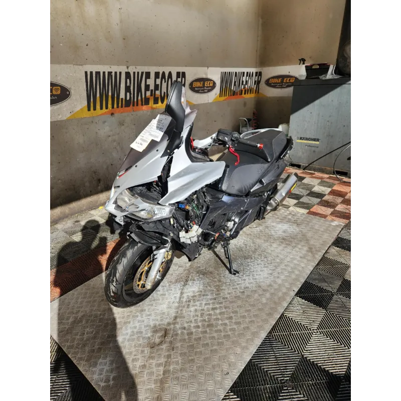 APRILIA SRV 850