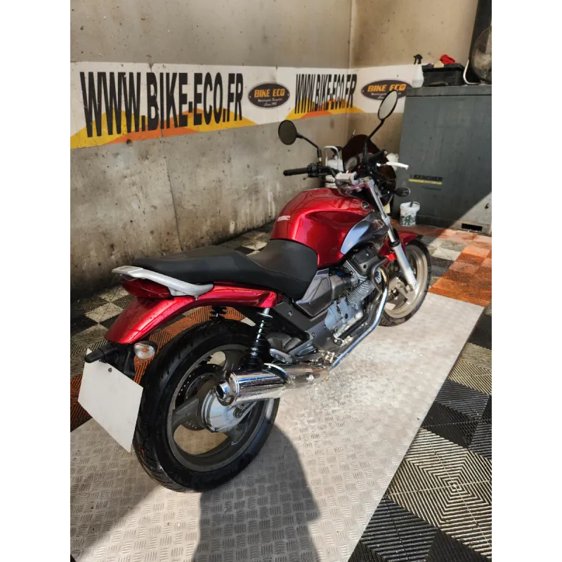 MOTO GUZZI BREVA 750