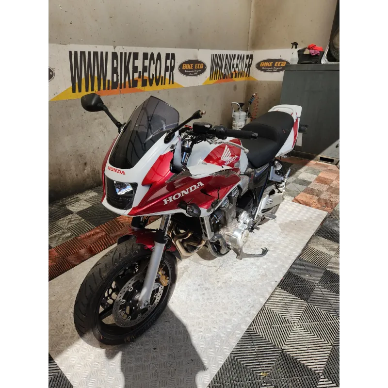 HONDA CB 1300