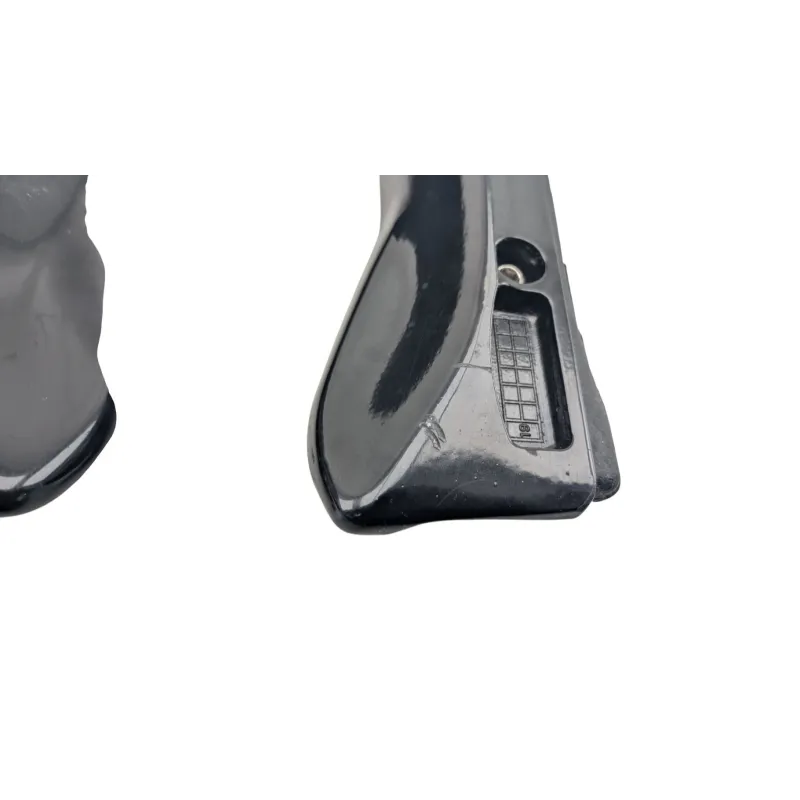 Repose pieds arriere droit PIAGGIO MP3 530 HPE EXCLUSIVE ABS 2022 - 2026