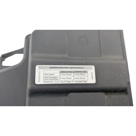 Coffre sous selle PIAGGIO MP3 530 HPE EXCLUSIVE ABS 2022 - 2026