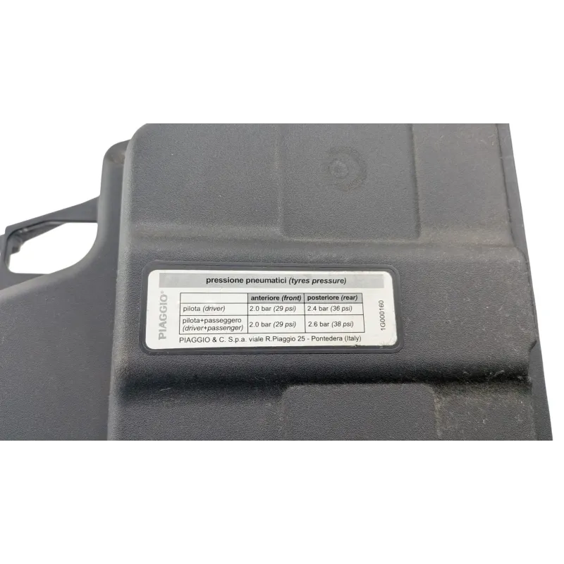Coffre sous selle PIAGGIO MP3 530 HPE EXCLUSIVE ABS 2022 - 2026