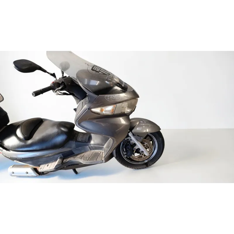 SUZUKI UH 125 BURGMAN